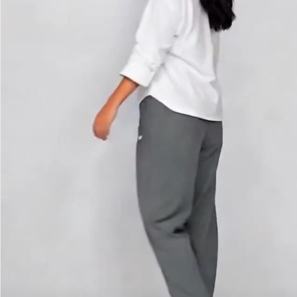 NWT Cropped pants - Picture 4 of 12